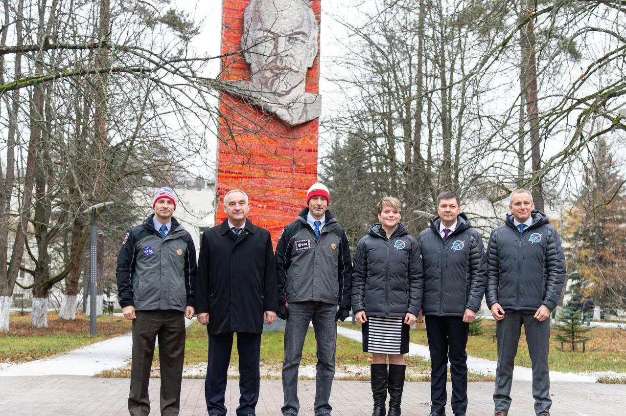 jsc2018e097266 - At the Gagarin Cosmonaut Training Center in Star City, Russia, the Expedition 58 prime and backup crewmembers pose for pictures in front of Vladimir Leninâ€™s statue Nov. 19 before flying to their launch site in Baikonur, Kazakhstan. From left to right are the backup crewmembers, Drew Morgan of NASA, Alexander Skvortsov of Roscosmos and Luca Parmitano of the European Space Agency and the prime crew, Anne McClain of NASA, Oleg Kononenko of Roscosmos and David Saint-Jacques of the Canadian Space Agency. McClain, Kononenko and Saint-Jacques will launch Dec. 3 on the Soyuz MS-11 spacecraft from the Baikonur Cosmodrome in Kazakhstan for a six-and-a-half month mission on the International Space Station.  NASA/Sarah Volkman 