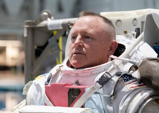 Commercial Crew Program Astronaut Training - Barry "Butch" Wilmo