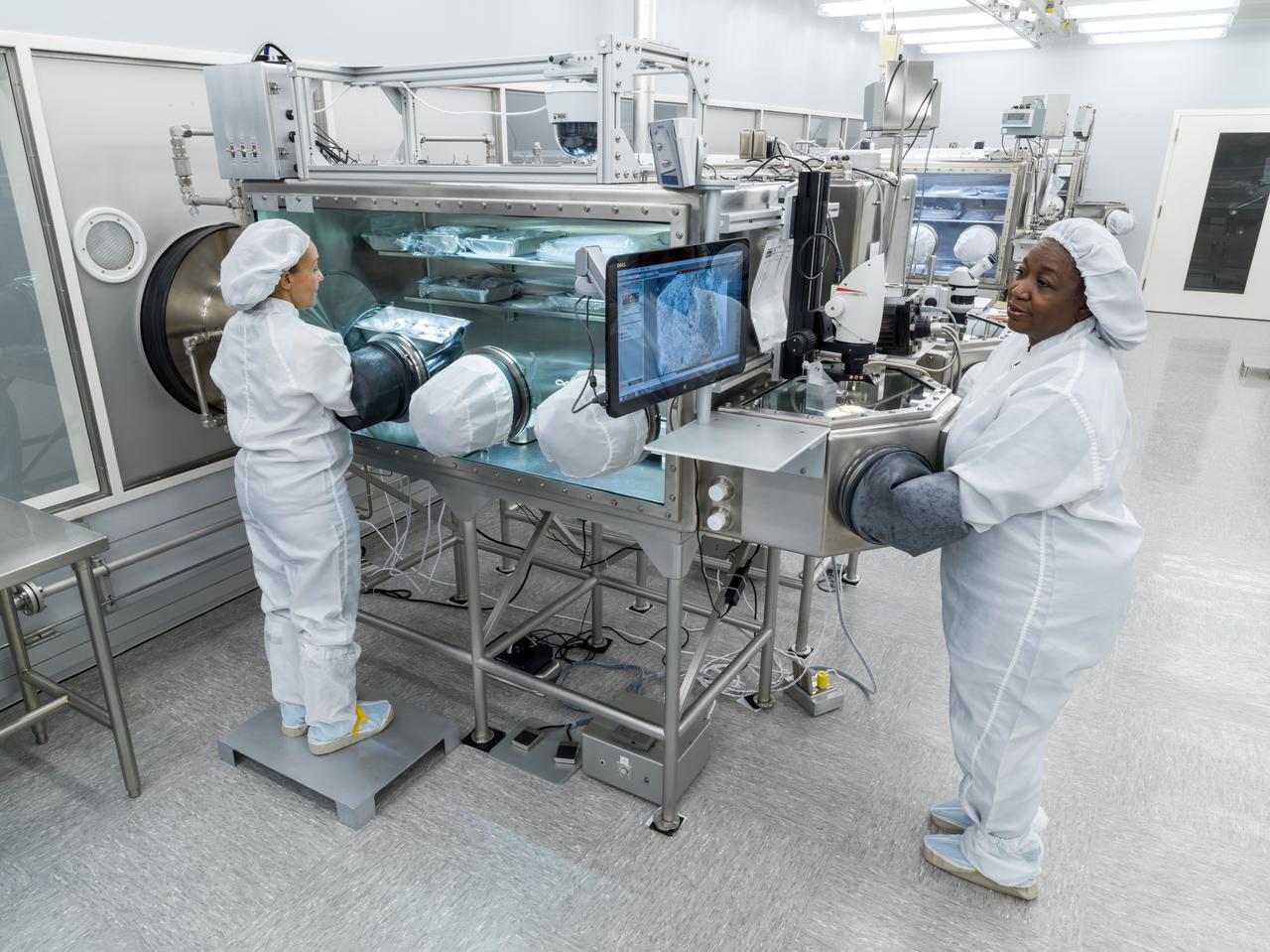 jsc2019e023774 --- Lunar sample processors work in the Lunar Lab at NASA's Johnson Space Center in Houston.