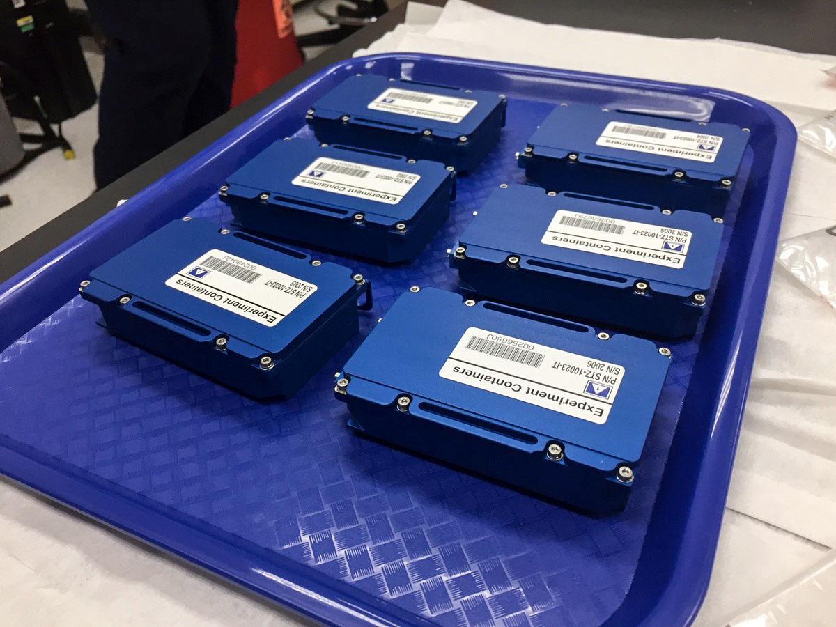 jsc2019e041782 (7/25/2019) --- A preflight image of the KEU-RO experiment units for STaARS BioScience-3 experiment. The Spaceflight Effects on Vascular Endothelial and Smooth Muscle Cell Process (STaARS BioScience-3) investigation contributes to a greater understanding of cardiovascular disease (CVD) through the study of transcriptomics of vascular cells. Upon return from spaceflight, crew members often display alterations in their cardiovascular systems, similar to those suffering from CVD. The goal of this work is to elucidate the mechanism of vascular cell damage in the space environment by exposing vascular cells to spaceflight.