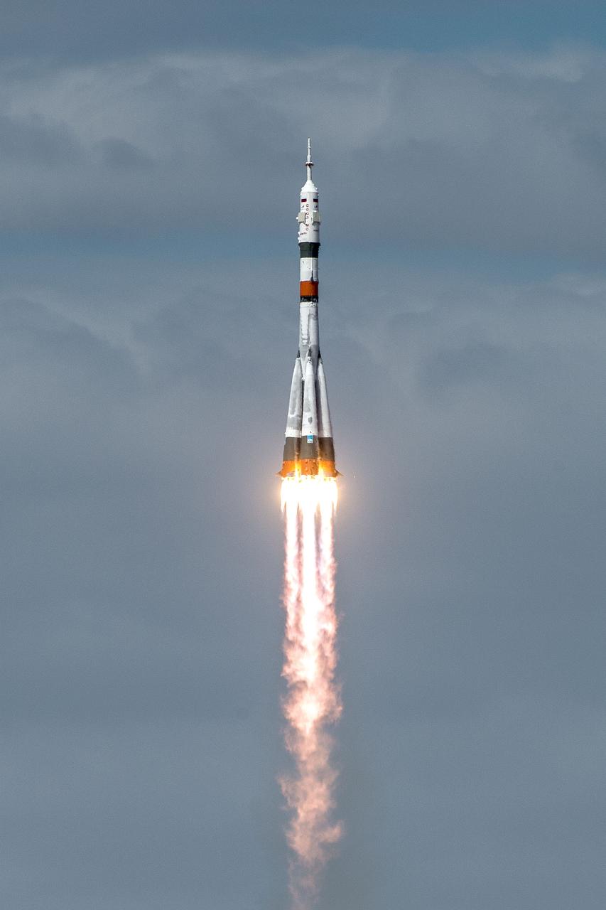 jsc2020e017059 - Expedition 63 Launch - The Soyuz MS-16 lifts off from Site 31 at the Baikonur Cosmodrome in Kazakhstan Thursday, April 9, 2020 sending Expedition 63 crewmembers Chris Cassidy of NASA and Anatoly Ivanishin and Ivan Vagner of Roscosmos into orbit for a six-hour flight to the International Space Station and the start of a six-and-a-half month mission. Photo Credit: (NASA/GCTC/Andrey Shelepin)