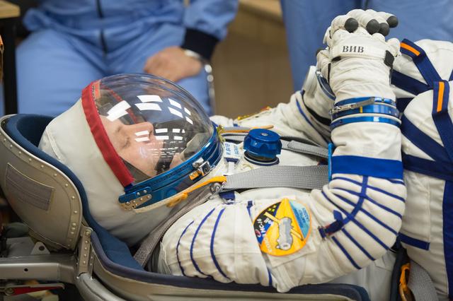 Expedition 63 Preflight