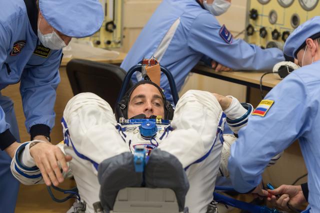 NASA image: Expedition 63 Preflight