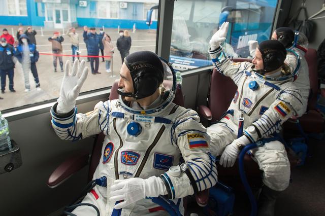 NASA image: Expedition 63 Preflight