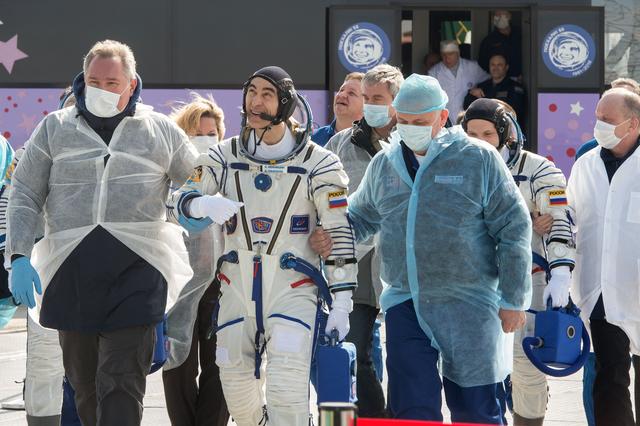 NASA image: Expedition 63 Preflight