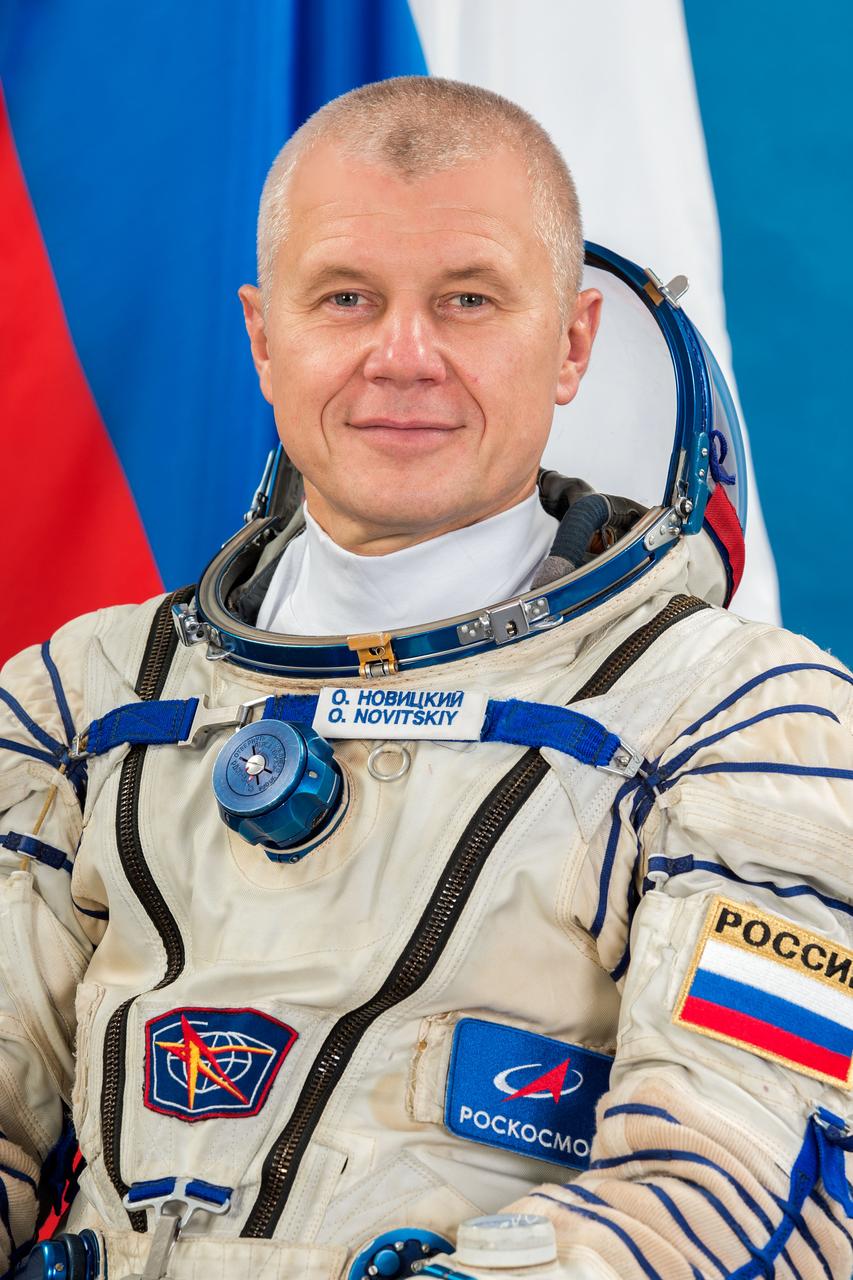 jsc2020e036114 - Exp-64 Back Up Crew - Individual GCTC Portraits - Oleg Novitskiy