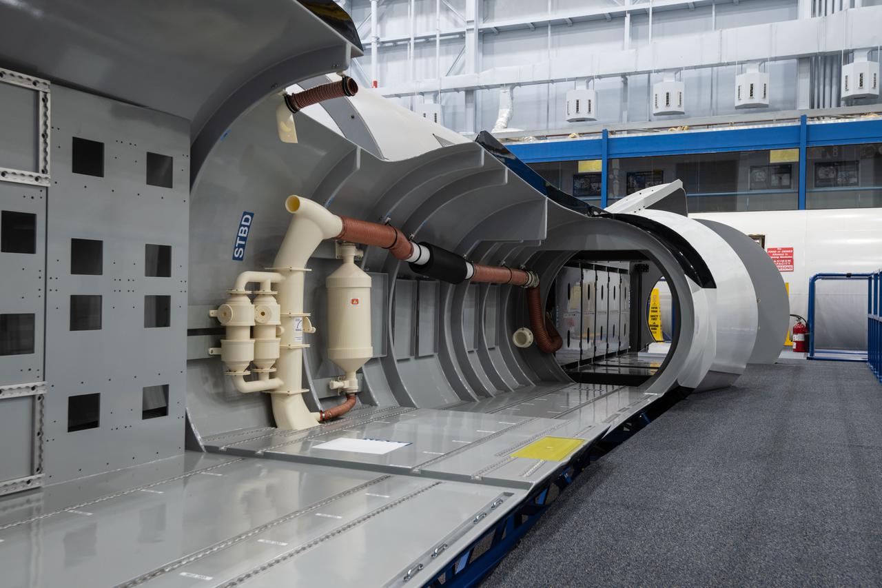 jsc2021e004398 (Jan. 21, 2021) --- Internal view of the Sierra Nevada Dream Chaser mockup located in Building 9N, Space Vehicle Mockup Facility (SVMF) at the NASA Johnson Space Center.