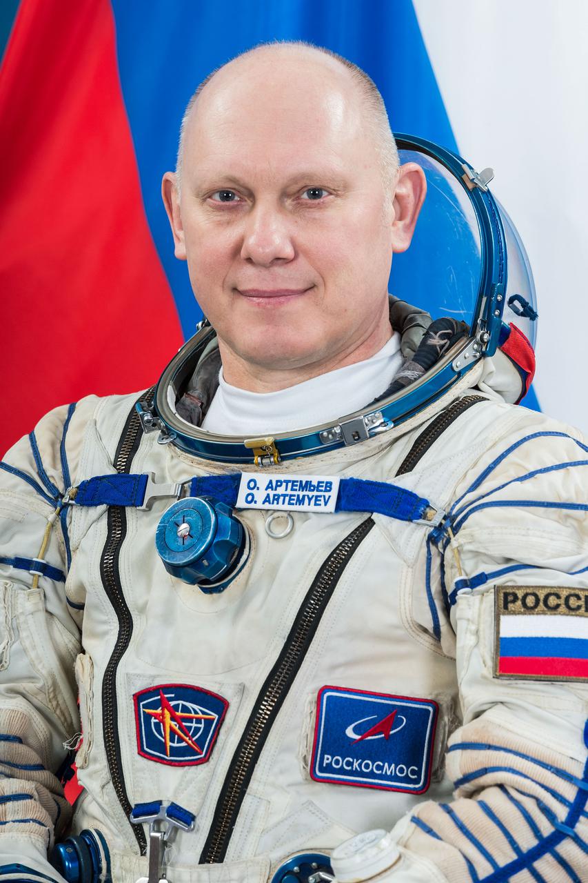 jsc2021e010292 - Exp-65 Soyuz MS-18/64S Back Up Crew Member Oleg Artemyev from GCTC