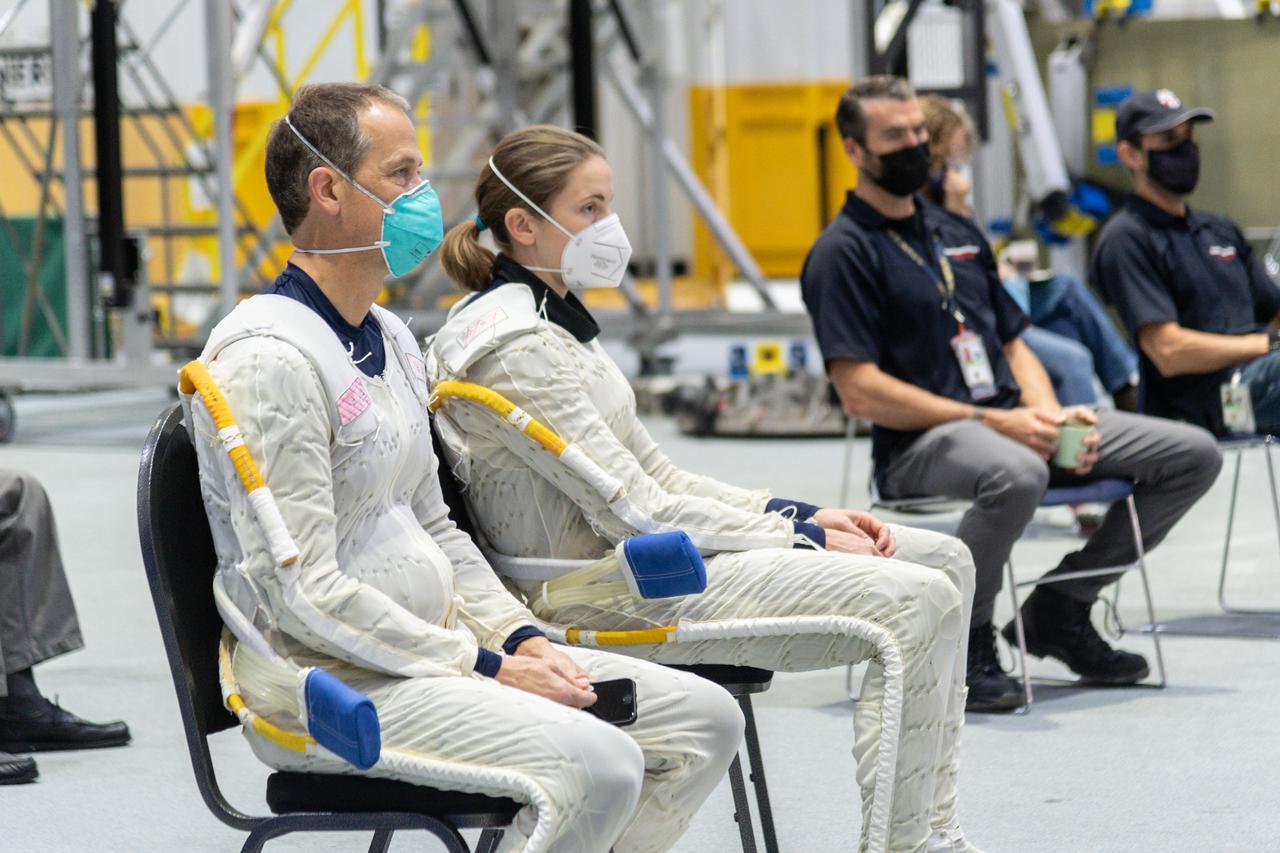 jsc2021e019138 (May 12, 2021) --- SpaceX Crew-3 astronauts Thomas Marshburn and Kayla Barron prepare for spacewalk training at the Neutral Buoyancy Laboratory at NASA's Johnson Space Center in Houston, Texas.