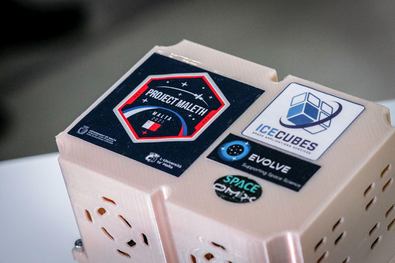 jsc2021e033543 (8/4/2021) --- A prefliight view of Ice Cubes #9 - Project Maleth. The Maltese Biocube, based on ICE Cubes platform by Space Applications Services, that will take samples to the International Space Station in a historic first for the country. The investigation studies Diabetes Mellitus Type 2 and Diabetic Foot Ulcers (DFU) using genetics and space biosciences is new and innovative research. Image credit: DOI: Ministry for Foreign and European Affairs, Malta