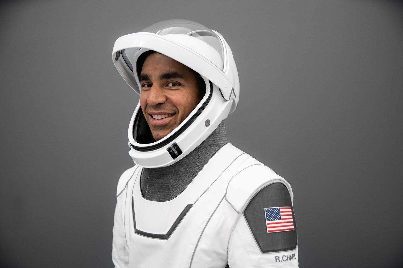 jsc2021e042711 (Aug. 30, 2021) --- NASA astronaut and SpaceX Crew-3 Commander Raja Chari poses for a portrait in his spacesuit during a training session at SpaceX headquarters in Hawthorns, California. Credit: SpaceX