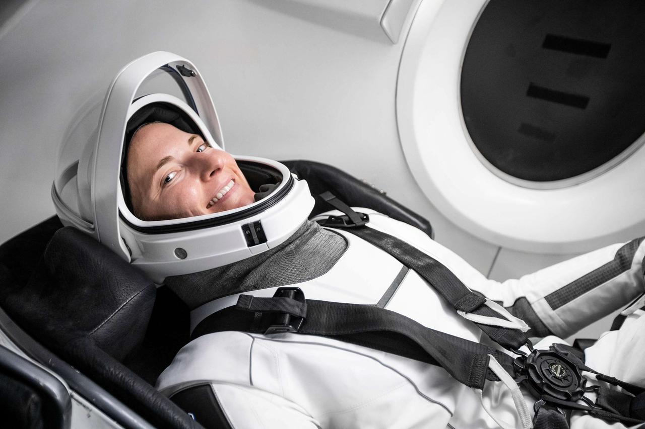 jsc2021e043026 (Aug. 31, 2021) --- NASA astronaut and SpaceX Crew-3 Mission Specialist Kayla Barron is pictured in her spacesuit during a training session at SpaceX headquarters in Hawthorns, California. Credit: SpaceX