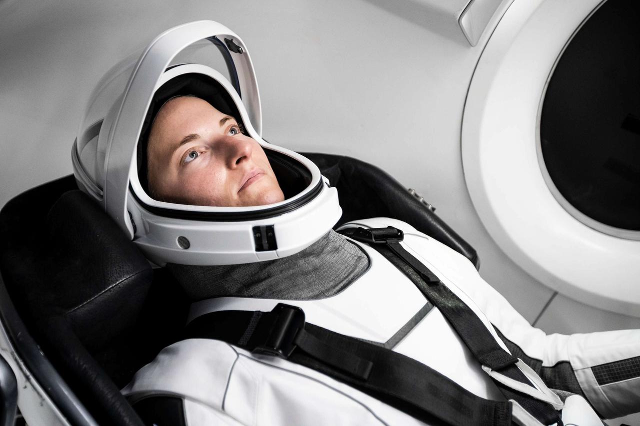 jsc2021e043028 (Aug. 31, 2021) --- NASA astronaut and SpaceX Crew-3 Mission Specialist Kayla Barron is pictured in her spacesuit during a training session at SpaceX headquarters in Hawthorns, California. Credit: SpaceX
