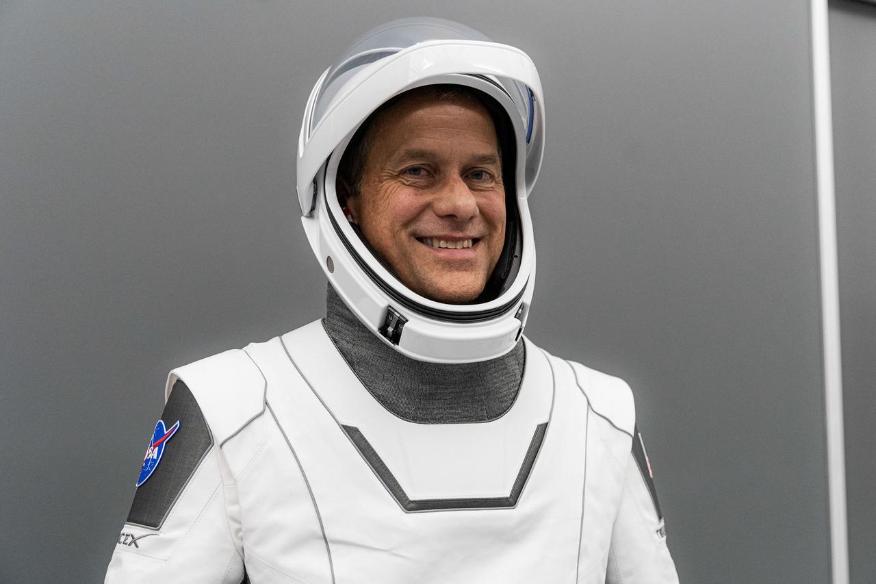 jsc2021e043289 (Aug. 16, 2021) --- NASA astronaut and SpaceX Crew-3 Pilot Thomas Marshburn is pictured in his spacesuit during a training session at SpaceX headquarters in Hawthorns, California. Credit: SpaceX