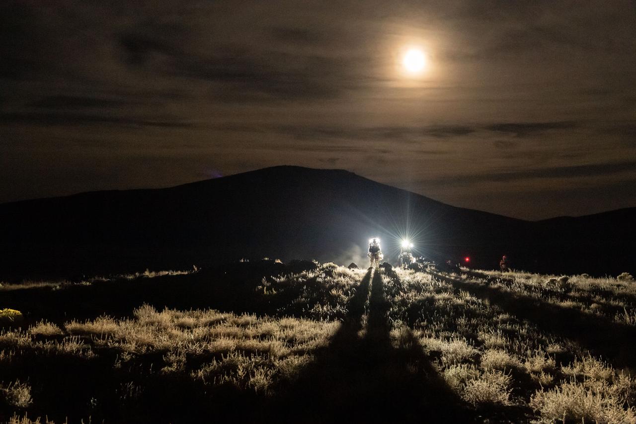 PHOTO DATE: 10-20-21 LOCATION: Flagstaff, Arizona - Field Location SUBJECT: Photographic support and coverage of night field evaluation. EVA Test #1 PHOTOGRAPHER: BILL STAFFORD