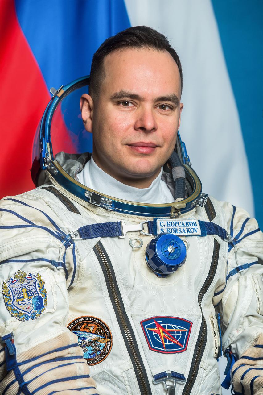 jsc2022e007513 (Jan. 18, 2022) --- Official portrait of Roscosmos cosmonaut and Expedition 67 Flight Engineer Sergey Korsakov. Credit: Andrey Shelepin
