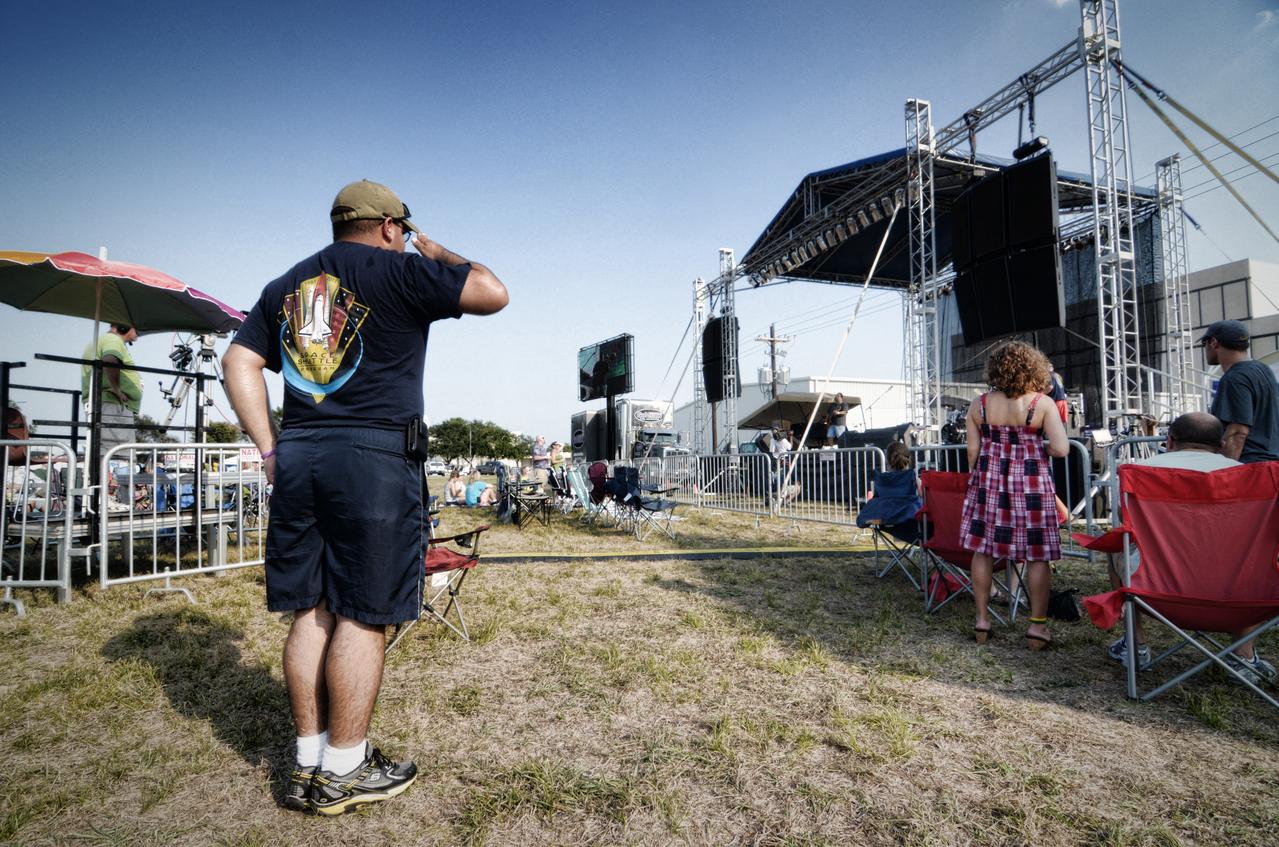 NASA’s "Salute Our Space Shuttle: Foundation for Our Future" celebration takes place at Johnson Space Center in Houston on Aug. 27, 2011. The celebration was held to mark the end of the Space Shuttle program and to say thank you to its thousands of workers. Part of Batch image transfer from Flickr.