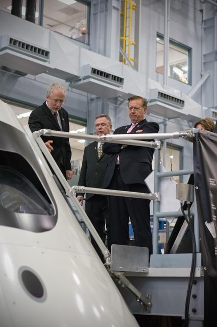 NASA image: Texas Congressmen visit Orion