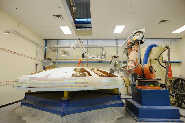 NASA image: Orion EFT-1 heat shield manufacturing