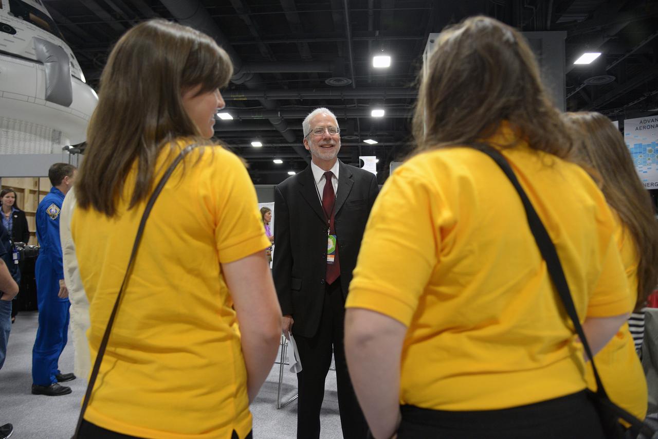 The winner of the high school portion of the Exploration Design Challenge is announced at the USA Science and Engineering Festival in Washington on April 25, 2014. Orion Program Manager Mark Geyer speaks to students. Part of Batch image transfer from Flickr.