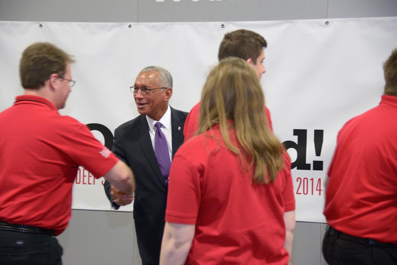 The winner of the high school portion of the Exploration Design Challenge is announced at the USA Science and Engineering Festival in Washington on April 25, 2014. ASA Director Charles Bolden congratulates students. Part of Batch image transfer from Flickr.