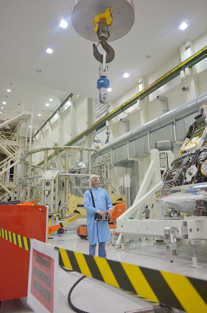 An Orion weight and center of gravity test with the Exploration Flight Test-1 (EFT-1) crew module takes place at the Operations and Checkout (O&amp;C) Building at Kennedy Space Center on June 8, 2014. Part of Batch image transfer from Flickr.