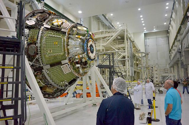 NASA image: Orion Weight and Center of Gravity Test