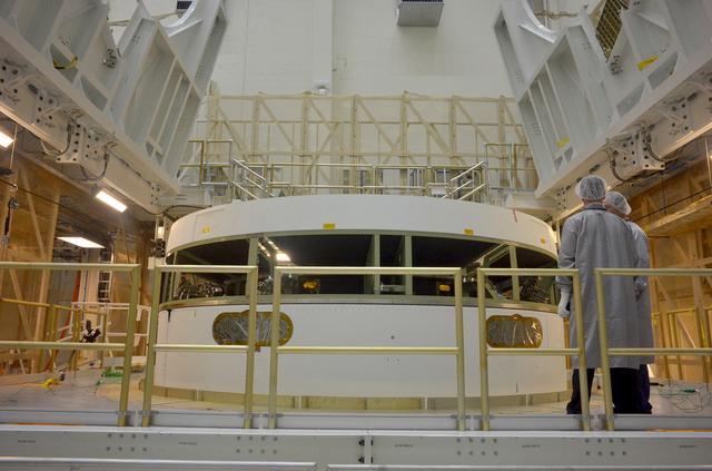 NASA image: Crew Module / Service Module mating operation