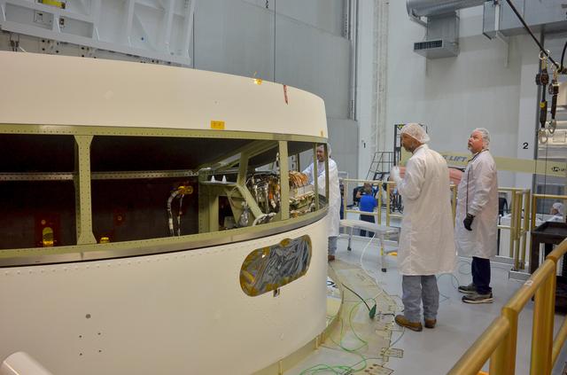 NASA image: Crew Module / Service Module mating operation