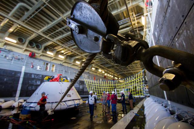 NASA image: Orion Underway Recovery Tests 3 & 4