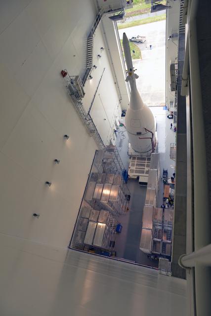 NASA image: Orion ready to roll out to the launch pad