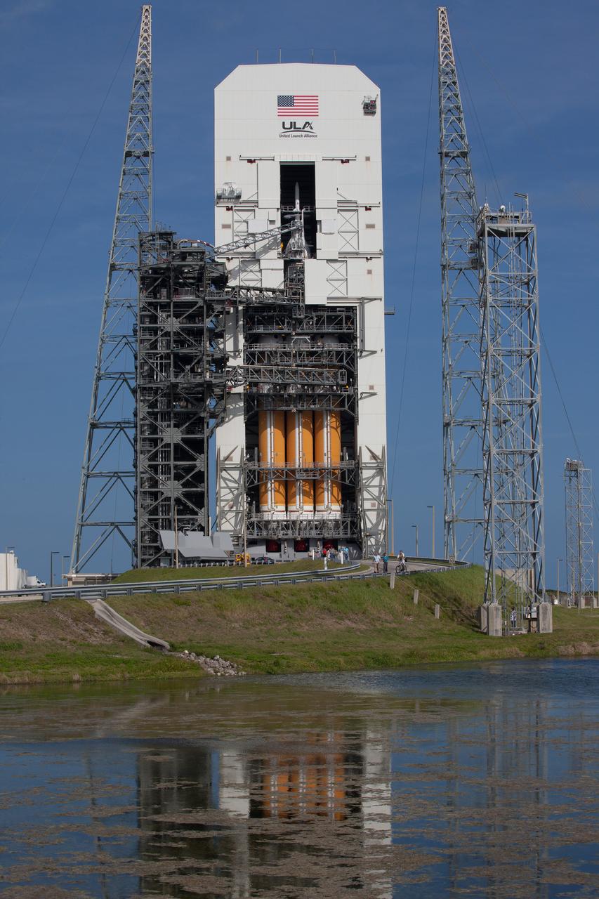 Exploration Flight Test-1 (EFT-1) Orion stacked on the Delta IV Heavy launch vehicle at United Launch Alliance Launch Complex 37B at Kennedy Space Center in Florida on Nov. 24, 2014.  Part of Batch image transfer from Flickr.