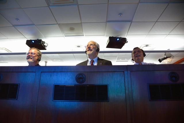 NASA image: Orion team watches the spacecraft return
