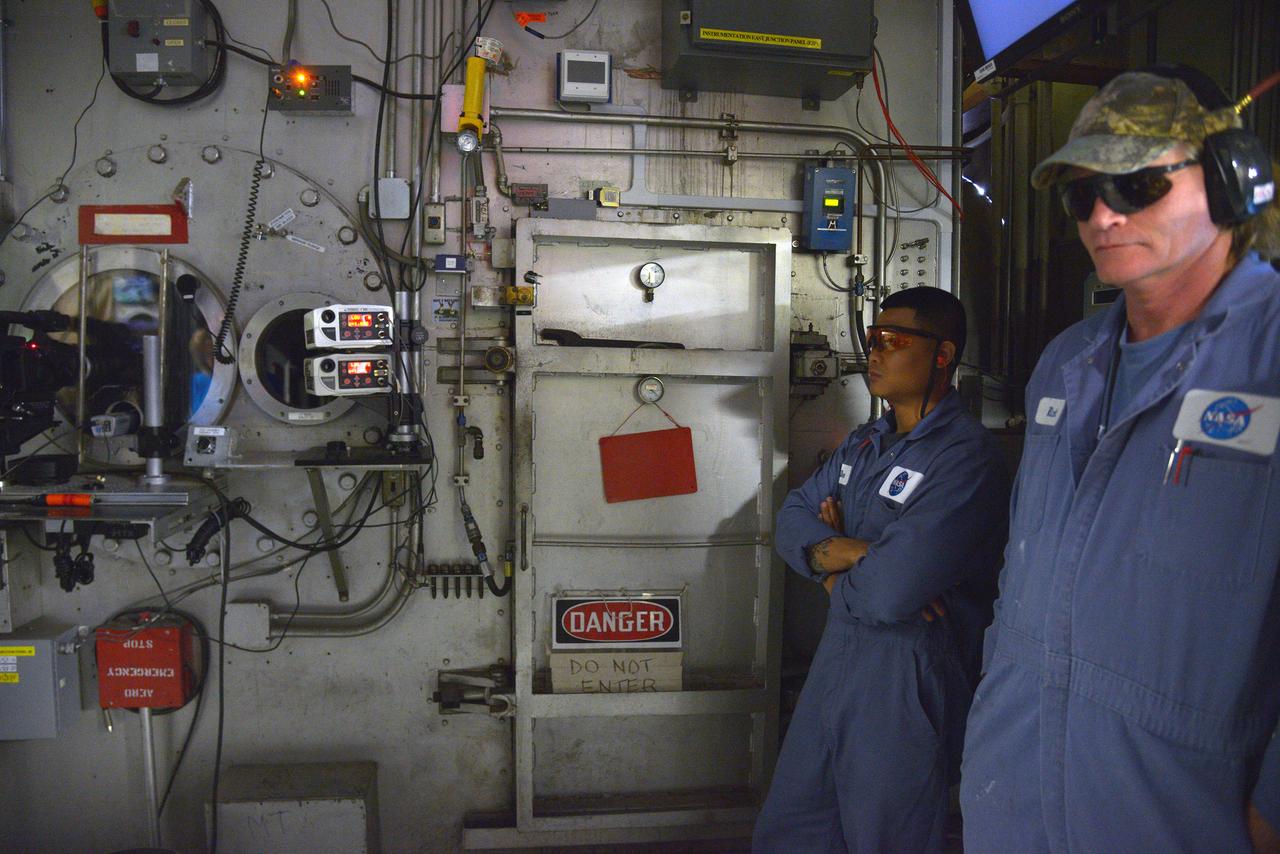 The Orion leadership visited Ames Research Center in California on March 2, 2015 to recognize the great work performed at the center in support of Orion's first flight, Exploration Flight Test-1 (EFT-1). Part of Batch image transfer from Flickr.