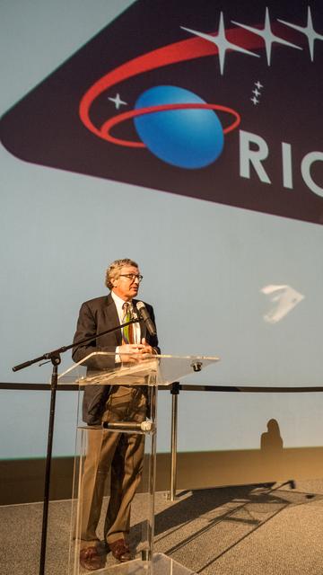 NASA image: Orion recognizes Houston team members