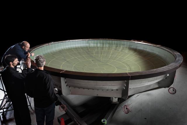 NASA image: Orion Heat Shield out of autoclave