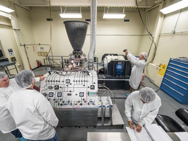 NASA image: Orion's Service Module Engine