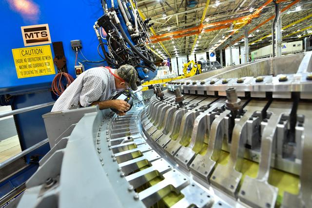 NASA image: Orion STA PV4 Weld