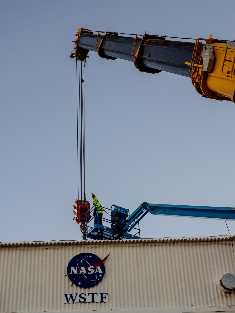 On Feb. 21, 2017 engineers successfully install ESA’s European Service Module Propulsion Qualification Module (PQM) at NASA’s White Sands Test Facility in New Mexico that was delivered by Airbus – ESA’s prime contractor for the Service Module. The module will be equipped with a total of 21 engines to support NASA’s Orion spacecraft: one U.S. Space Shuttle Orbital Maneuvering System (OMS) engine, eight auxiliary thrusters and 12 smaller thrusters produced by Airbus Safran Launchers in Germany. The all-steel PQM structure is used to test the propulsion systems on Orion, including “hot firing” of the OMS engine and thrusters.