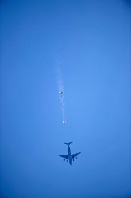 NASA image: 3-8-2017 Orion Parachute Test