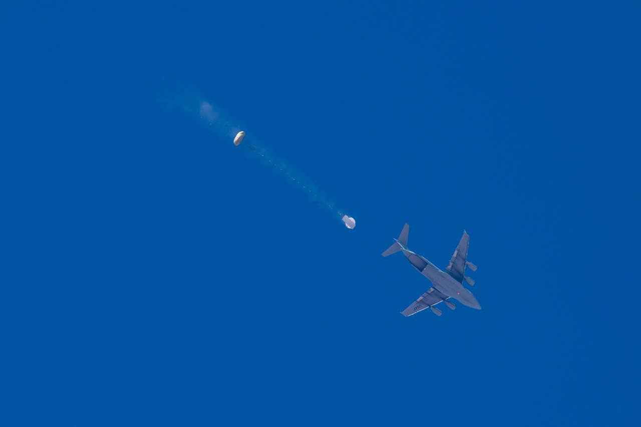 A drop test at U.S. Army Yuma Proving Ground in Yuma, Arizona qualifying Orion's parachute system for human spaceflight takes place on June 14, 2017. Part of Batch images transfer from Flickr.