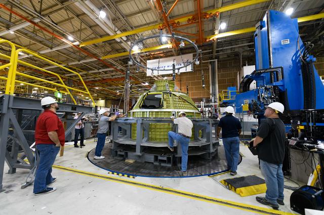 NASA image: Exploration Mission-2 crew module