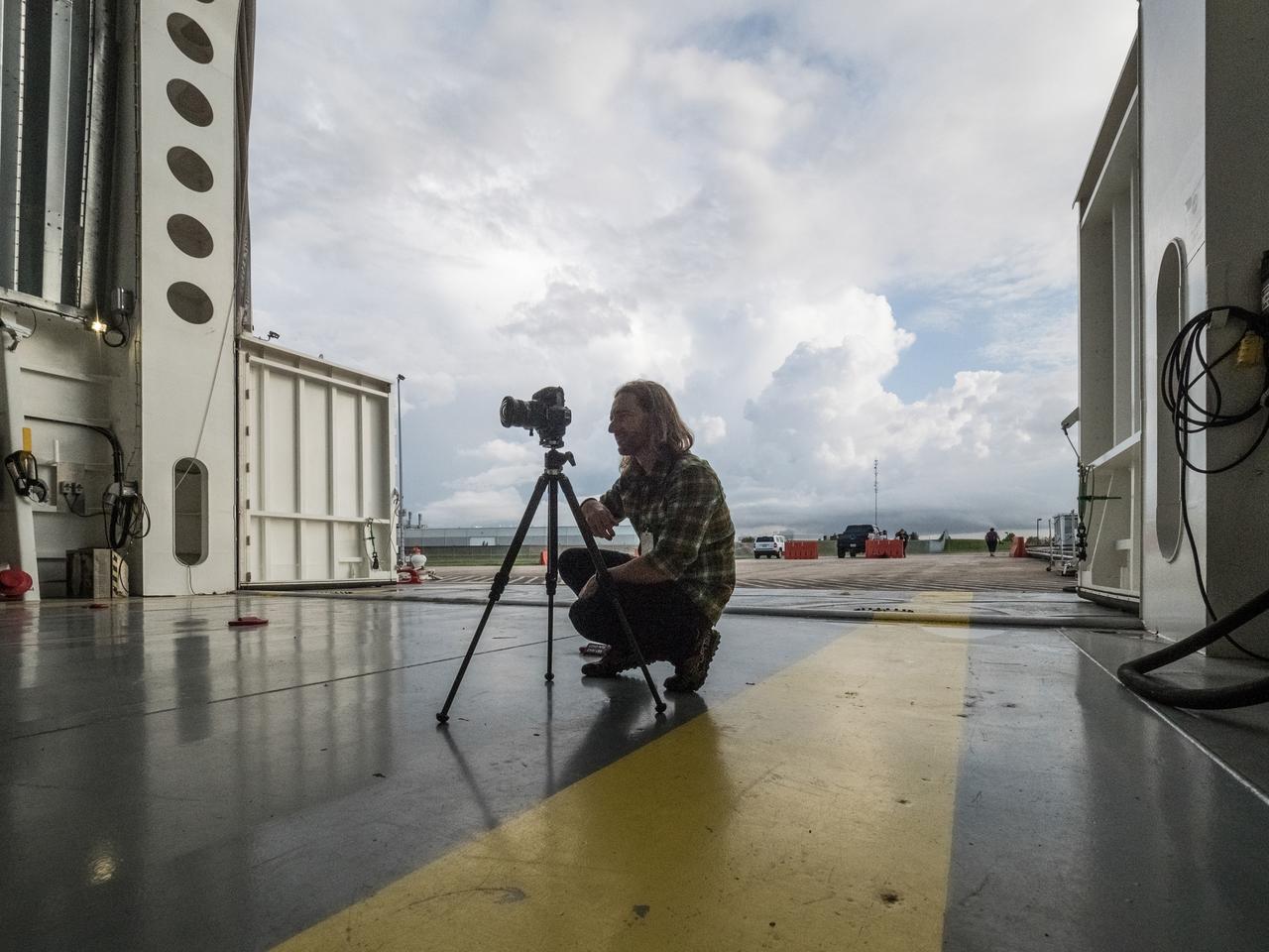 The NASA Photo Social at NASA’s Michoud Assembly Facility (MAF) in New Orleans, Louisiana, gathered social media-savvy photographers together on Aug. 16, 2018 to snap and share photos of the facility where NASA is building components for its deep space rocket, the Space Launch System, and crew vehicle, the Orion spacecraft. NASA Michoud is a world-class facility that is unique because it is one of the largest production buildings in the nation with a rich history of manufacturing excellence.