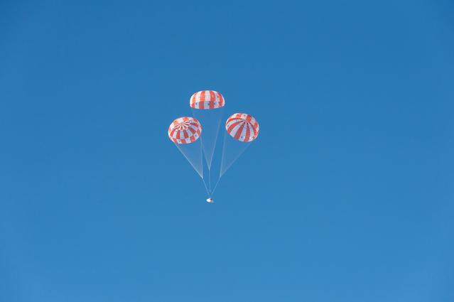 NASA image: NASA Completes Orion Parachute Tests for Missions with Astronaut