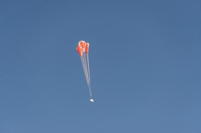 NASA image: NASA Completes Orion Parachute Tests for Missions with Astronaut