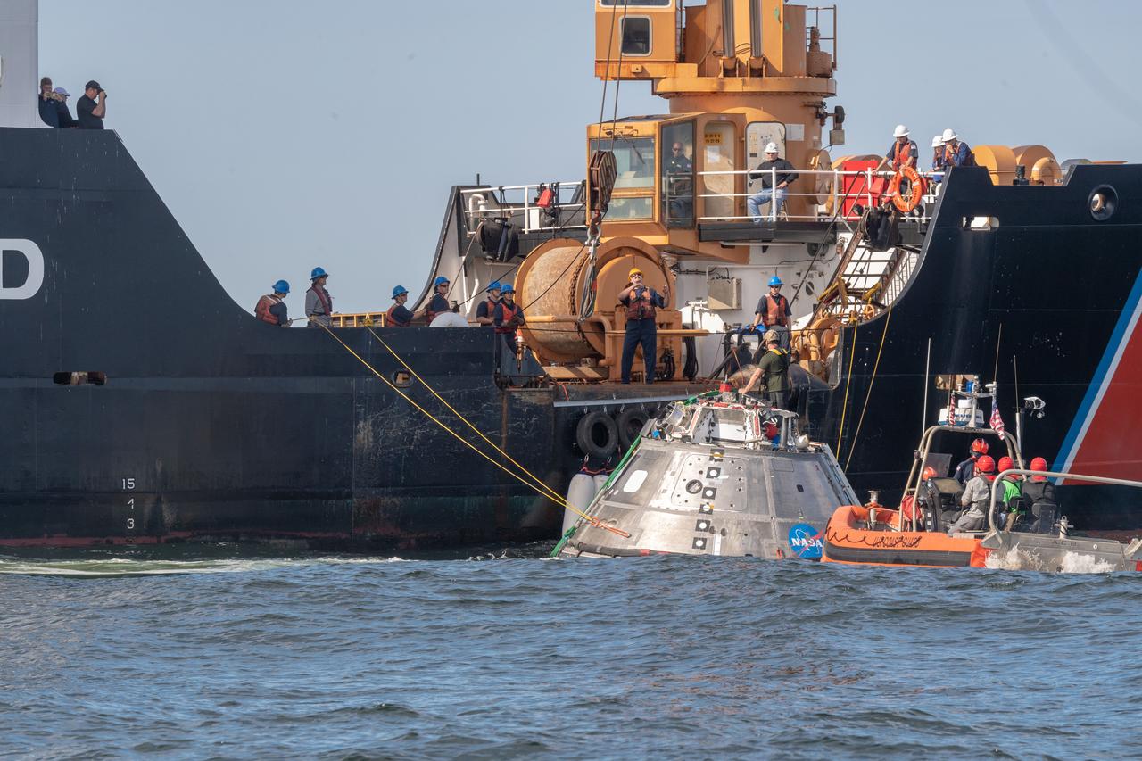 The Orion Crew Module Uprighting System (CMUS) and Neutral Buoyancy Laboratory team completed two successful sea tests off the coast of Galveston, Texas, Dec. 1-3, 2018. CMUS is designed to inflate five bags after the Orion spacecraft and its crew splash down after returning from deep space missions, enabling the capsule to upright itself. NASA partnered with United States Coast Guard and Air Force and Texas A&M Galveston teams to perform the tests operations.