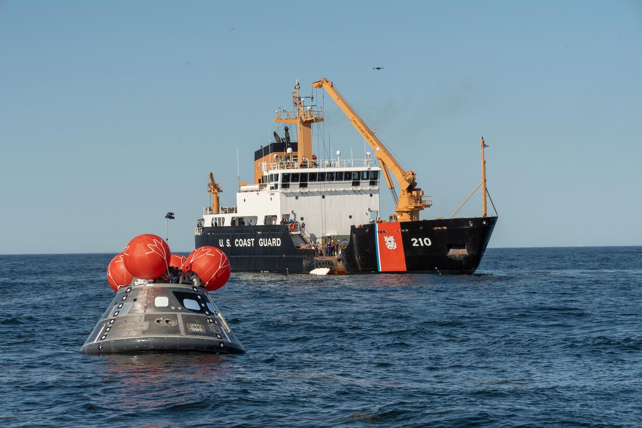The Orion Crew Module Uprighting System (CMUS) and Neutral Buoyancy Laboratory team completed two successful sea tests off the coast of Galveston, Texas, Dec. 1-3, 2018. CMUS is designed to inflate five bags after the Orion spacecraft and its crew splash down after returning from deep space missions, enabling the capsule to upright itself. NASA partnered with United States Coast Guard and Air Force and Texas A&M Galveston teams to perform the tests operations.