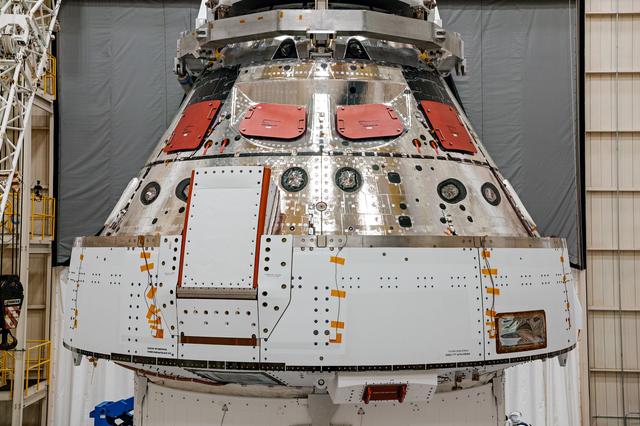 NASA image: Orion Spacecraft for Artemis I Prepared for Thermal Test at NASA