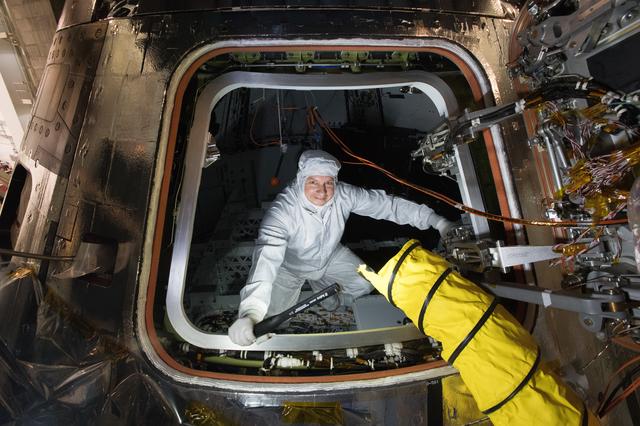 NASA image: Orion testing at Plum Brook