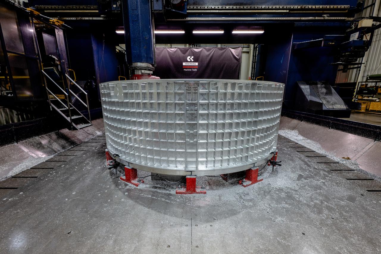 Machining of the tunnel, aft bulkhead, and barrel for the Artemis III Orion pressure vessel takes place at Ingersoll Machine Tool, Inc. in Rockford, Illinois on Sept. 28, 2020.